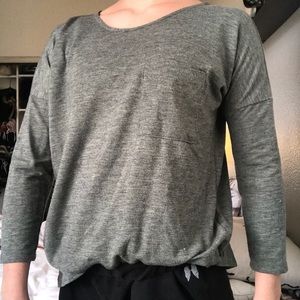 Quarter sleeve pocketed green tee